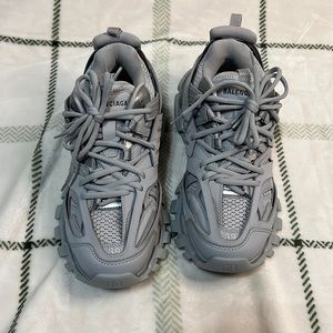 Women’s Balenciaga track sneakers recycled sole. Unisex.